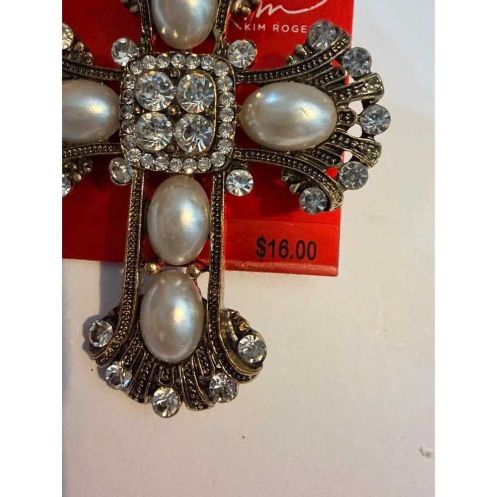 Cross Rhinestone Brooch - Picture 5 of 6